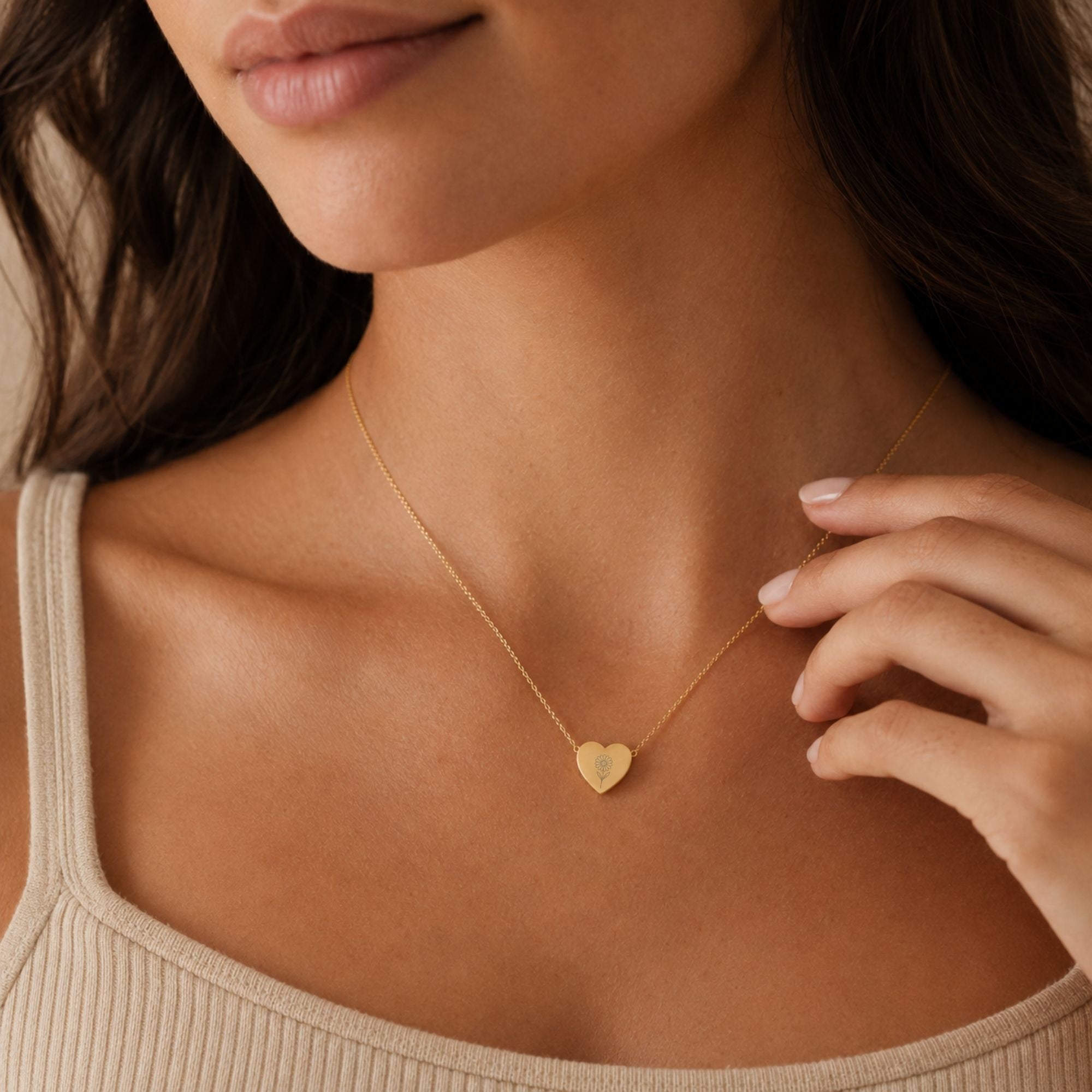 Daisy Heart Necklace, Tiny Daisy Necklace, April Birth Flower